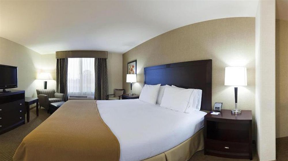 Holiday Inn Express Fresno Northwest - Herndon By Ihg Kültér fotó